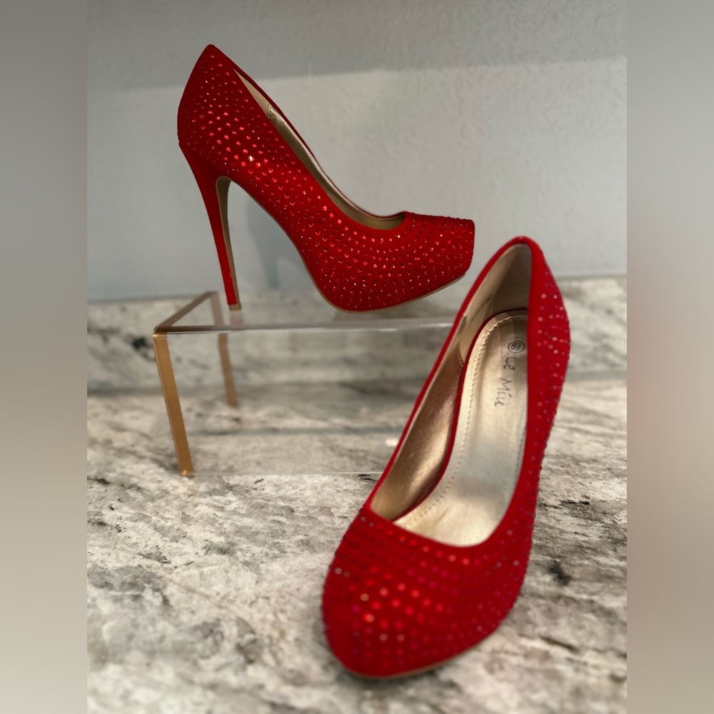 Red Glitter, Rhinestone Platform Pumps Sz